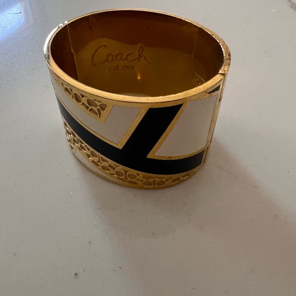 Coach gold and enamel bracelet - Picture 4 of 4
